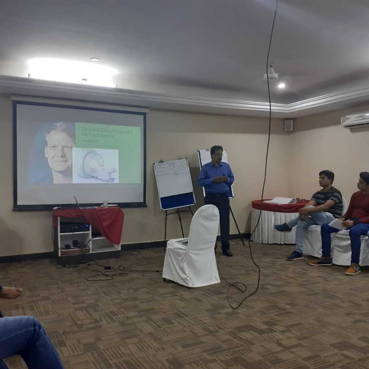 Dr. Sundararaman facilitating Design Thinking workshop at CISCO Bangalore